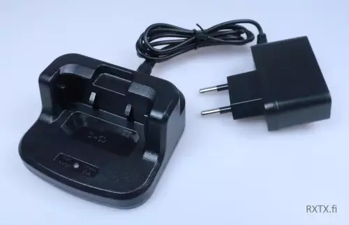 QUANSHENG CA-5K PÖYTÄLATURI UV-K5 RA-RADIOLLE - Muiden mallien radiopuhelinlaturit - 302110 - 1