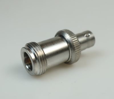 SUHNER 31 BNC-N-50-1 ADAPTERI BNC-n / N-n - Liitinadapterit - 704961 - 1