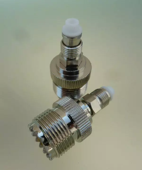 Adapteri FME-N/UHF-N - Liitinadapterit - 704702 - 1