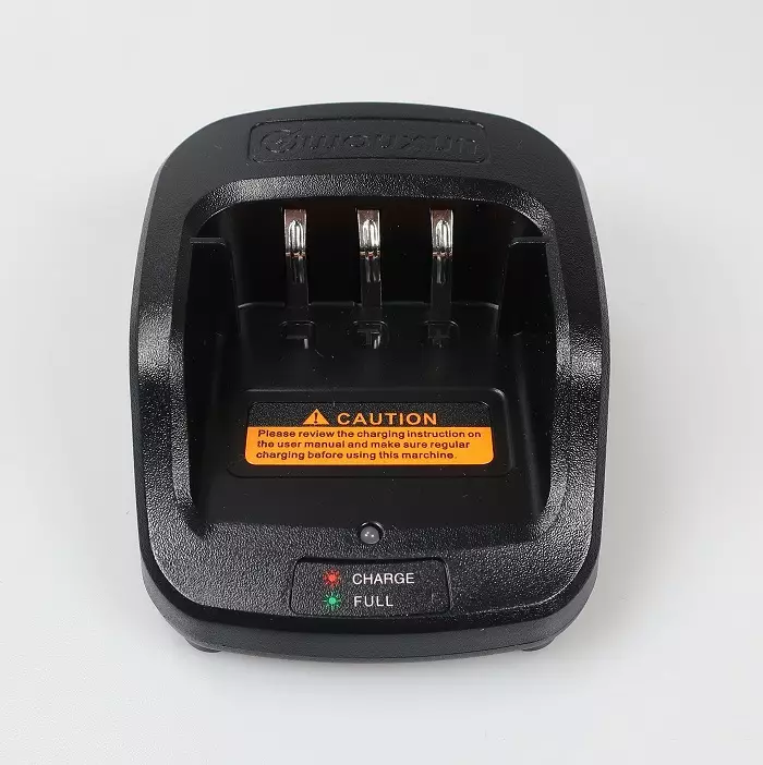 CG-95 WOUXUN PIKAPÖYTÄLATURI KG-958, KG-939, KG-978, KG-968, KG-D828 - Wouxun laturit - 302082 - 1