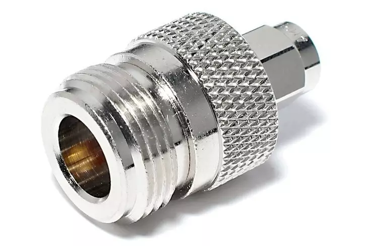 ADAPTERI N-N/SMA-U - Liitinadapterit - 704233 - 1