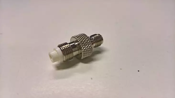 ADAPTERI FME-N/SMA-N - Liitinadapterit - 704703 - 1