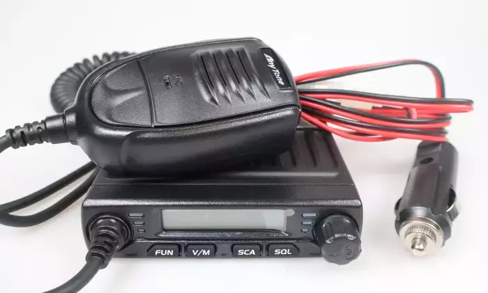 AnyTone AT-779 TS RHA68 TUP.SYT. + Micro HE4M MAGNEETTIANTENNI 26cm - RHA68 TARJOUSPAKETIT - 140184 - 1