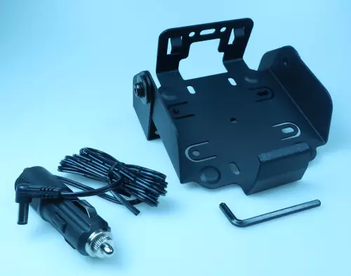 VCM-1 AUTOLATAUS TELINE PÖYTÄLATURILLE AJONEUVOON - Yaesu laturit - 302044 - 1