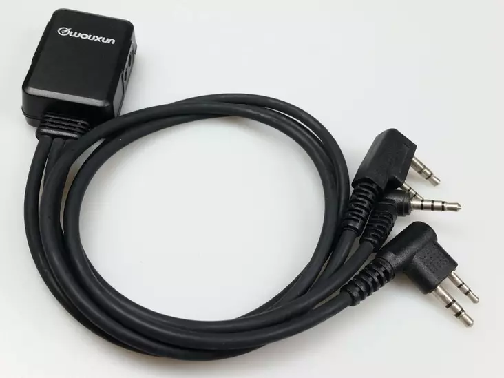 WOUXUN MULTI-OHJELMOINTIADAPTERI MOTOROLA, VERTEX, YAESU, WOUXUN - Radiopuhelimien ohjelmointitarvikkeet - 317025 - 1