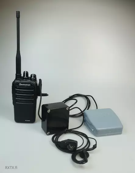 FP001 FOOTPEDAL JALKATANGENTTI HEADSETILLÄ RADIOPUHELIMEEN KENWOOD, WOUXUN - Kenwood 2-pin headsetit - 303196 - 1