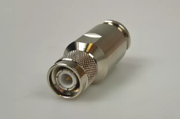 TNC-uros LIITIN HYPERFLEX 10, ECOFLEX 10, RG213 KOOTTAVA jaVEDONPOISTO - RF-liittimet - 702046 - 1