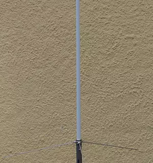 BM4 RHA68 1/2 TUKIASEMA-ANTENNI MAATASOILLA 68-72MHz GAIN 3,0 dBi, VIRITETTY SUOMESSA 70MHz! - RHA68 Tukiantennit 68-72MHz - 503377 - 1