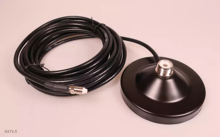 UHF MINI FME MAGNEETTIJALKA FME LIITTIMELLÄ - Antennien magneettijalat - 603027 - 1