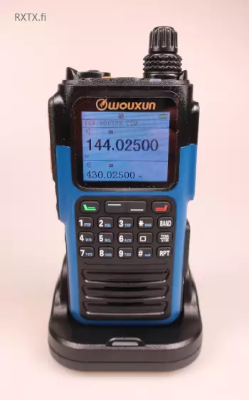WOUXUN KG-Q336 TRIBAND KOLMEN ALUEEN RA-RADIOPUHELIN 70/145/434MHz - 4m/2m/70cm amatööriradiot 70-434MHz - 104037 - 2