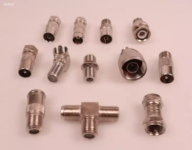 F-PUSSI 12 kpl LAJITELMA F-LIITIN ADAPTEREJA, POISTO HINNOITELTU! - Liitinadapterit - 140698 - 1