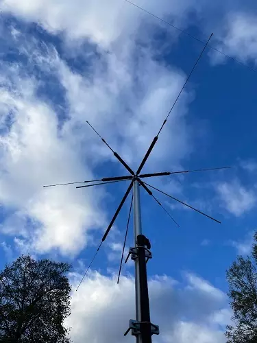 DISCONE TXHF-6 HF MULTIBAND ANTENNI RX 3-1000MHz ja RX-TX 80-6m RA- BANDIT 3,5/7/14/21/29/50MHz - HF tukiantennit 0,5-30MHz - 506039 - 1