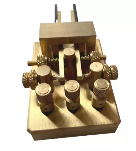 K-1 IAMBIC AUTOMATIC CW PADDLE KAKSOISKOSKETIN MESSINKINEN CW-AVAIN - CW-avaimet ja painokytkimet - 314019 - 2
