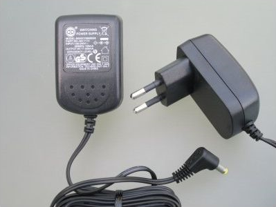 UNIDEN AD-1114 Virtalähde, UBC72XLT, UBC69XLT-2, UBC92XLT, USC230, UBC-3500XLT + ALBRECHT AE- ... VIRTALÄHDE - Radioskannerit 0,5-3000MHz - 402019 - 2